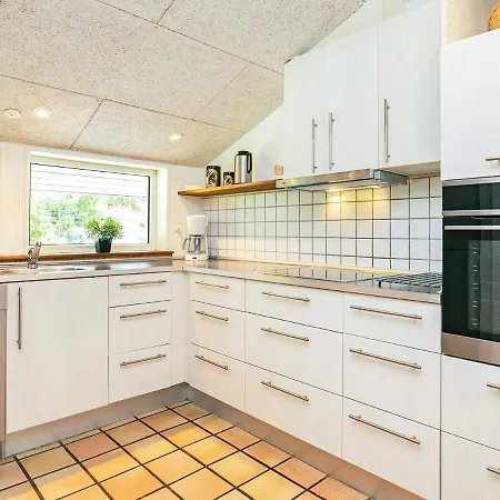 4 Star Holiday In Bl Vand Blåvand